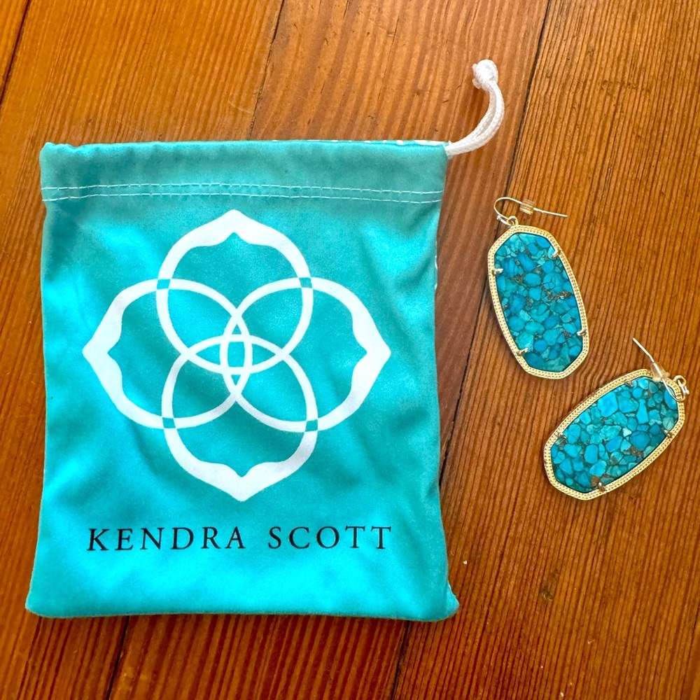 NWOT Kendra Scott• Turquoise Earrings